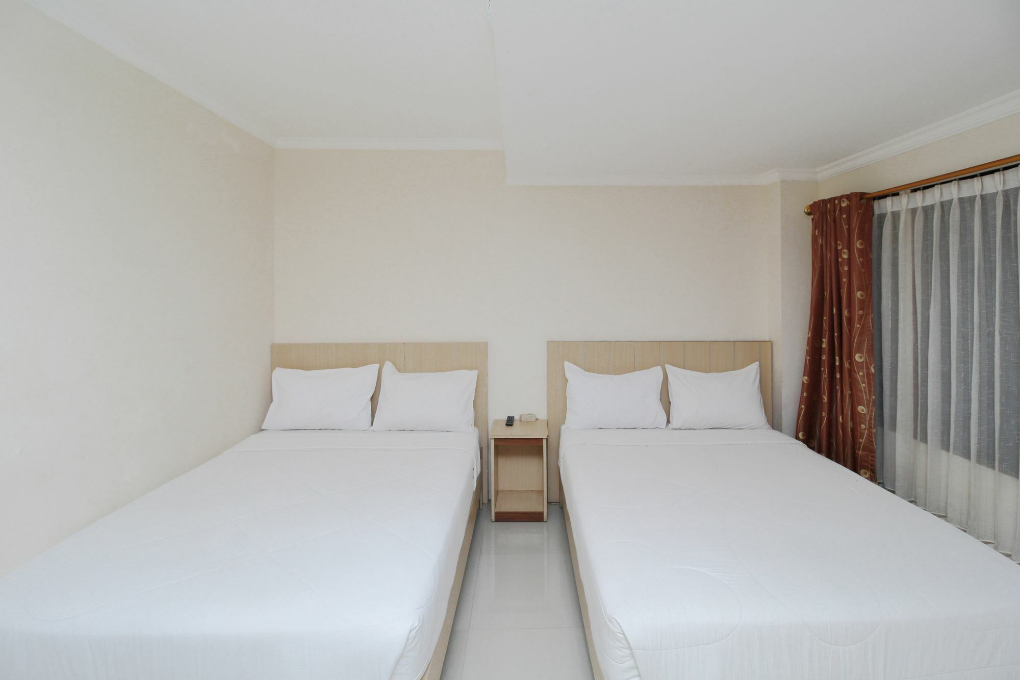 Отель Myzone Homtel Семаранг Экстерьер фото